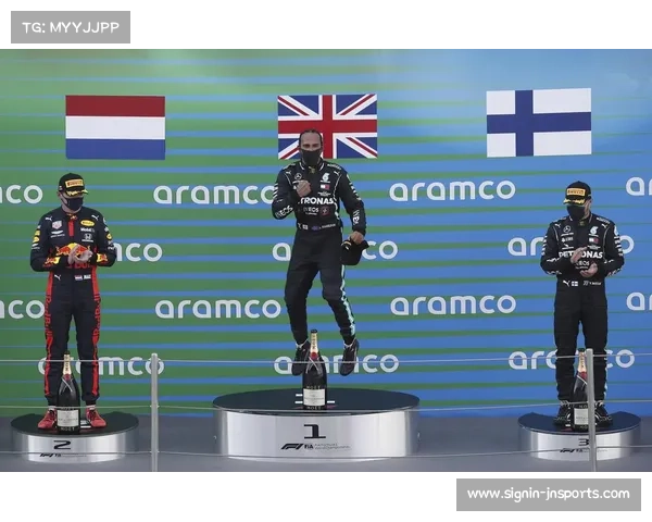 汉密尔顿伊莫拉大奖赛第12位发车第4完赛创赛季最佳成绩